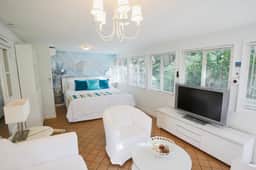 Miami Pool Cottage - Image 4